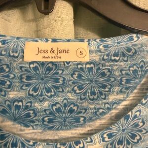 Jess & Jane Blue Long Sleeve Top